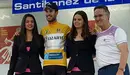 Héctor Carretero sonríe en el pódium con su liderato final. Foto Lizarte.