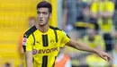 Mikel Merino, con su nueva camiseta del Borussia Dortmund (Bundesliga).
