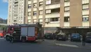 Un equipo de bomberos ha acudido al bar Madison de Pamplona para sofocar un pequeño incendio.