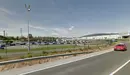 Un coche circula por el polígono industrial de Landaben. 