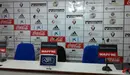 La sala de prensa de Tajonar sin protagonistas junto al micrófono.