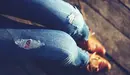 La mujer se puso los vaqueros en los que su marido había introducido sosa cáustica y sufrió graves quemaduras.