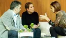 Santos Cerdán, Uxue Barkos y María Chivite, en un receso en el Parlamento de Navarra. PARLAMENTO DE NAVARRA