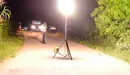 Agentes de atestados de la Policía Foral realizando la inspección ocular en el lugar del accidente.