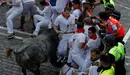Primer encierro de San Fermín con toros de Cebada Gago en la Plaza del Ayuntamiento 07. REUTERS