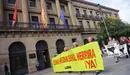 Manifestación convocada por el colectivo Sasoia para pedir el final de la dispersión de presos. MIGUEL OSÉS_3