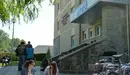 Estudiantes, junto al edificio de la UNED en Pamplona CEDIDA