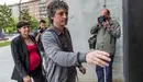 El alcalde de Baztan, Joseba Otondo, comparece ante el juez denunciado por la empresa Palacio de Aroztegia (33). IÑIGO ALZUGARAY