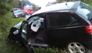 Colisión frontal entre dos coches en Portillo de los Pinos, en Biurrun BOMBEROS DE NAVARRA