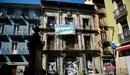 Estado de la Plaza de Navarreria y del Gaztetxe Maravillas tras la vuelta de la entrada de los 'okupas'. MIGUEL OSÉS_4