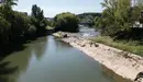 Estado del azud de Santa Engracia, a la altura del puente gótico que lleva su nombre en el río Arga (07). IÑIGO ALZUGARAY