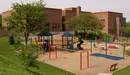 Imagen de un parque infantil situado junto a un colegio ARCHIVO