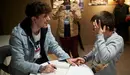 El youtuber Fernando Jaso firma ejemplares de su libro en la sala Ámbito Cultural de El Corte Inglés. PABLO LASAOSA 12