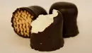 Unos bombones de chocolate similares a los retirados por el gigantes sueco IKEA. ARCHIVO