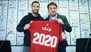 El jugador de Osasuna, Lillo, renueva hasta 2020 con la entidad rojilla. PABLO LASAOSA