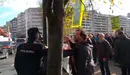 Momento de tensión entre la policía y los manifestantes abertzales que han increpado al Rey NAVARRACOMOK