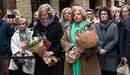 Una comitiva parte desde el Ayuntamiento de San Sebastián, atraviesa la Calle Mayor y se dirige a la Calle 31 de agosto hasta llegar a la altura del bar La Cepa, en el que se cometió el atentado en el que ETA asesinó al político del PP Gregorio Ordóñez. Una vez allí, el Ayuntamiento descubre una placa. En San Sebastián (Euskadi/España) a 25 de enero de 2020.

25 de enero, San Sebastián, Euskadi, Terrorismo 

1/25/2020