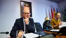 El consejero de Educación Carlos Gimeno Gurpegui comparece en el Parlamento para informar del proceso de pre-matriculación 2020-21. MIGUEL OSÉS