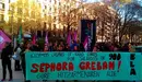 Concentración de las trabajadoras de Sephora frente al Parlamento de Navarra. CEDIDA