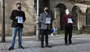 Mikel Lizarraga, Eduardo Santos y Jesús Zudaire en la presentación del libro. GOBIERNO DE NAVARRA