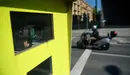 Radares fijos para controlar la velocidad en la ciudad de Pamplona. MIGUEL OSÉS