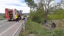Imagen del estado del vehículo tras la salida de la vía. BOMBEROS DE NAVARRA