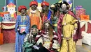 Los pajes reales se han acercado a los frontones de Paternain y Cizur Menor para recoger las cartas de los niños. CEDIDA