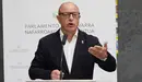 El consejero de Educación, Carlos Gimeno, valora la propuesta planteada por el Gobierno de Navarra a la Plataforma 0-3. IÑIGO ALZUGARAY