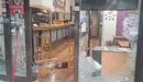 Estado de la taberna Ezpala en le barrio de Iturrama tras la pelea entre ultras de Osasuna y del Barcelona.