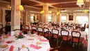 Uno de los salones del comedor del antiguo hostal restaurante Aguirre. Facebook.