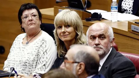 Los consejeros Beaumont, Ollo, Mendoza, Domínguez en el Parlamento de Navarra.