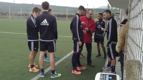 Los jugadores de Osasuna, en Tajonar.
