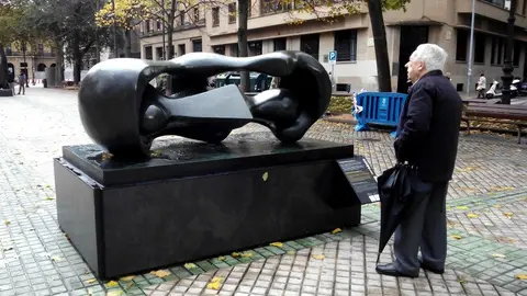 Formas conectadas reclinadas, 1969.