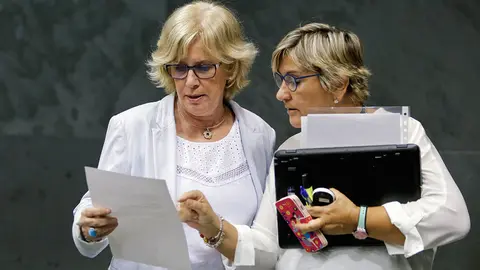 Miren Aranoa (EH Bildu) Y Marisa de Simón (I-E).