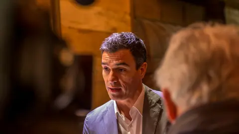 Visita de Pedro Sánchez (PSOE) a Pamplona para grabar un programa para la Sexta Noche de Iñaki López. IÑIGO ALZUGARAY. -11