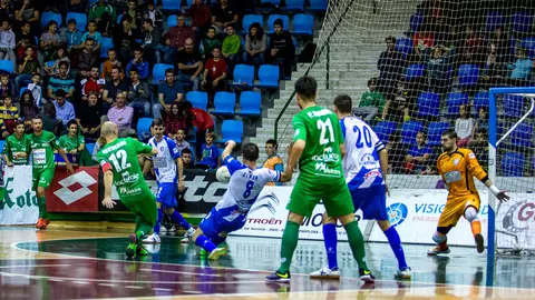 Partido de fútbol sala entre Magna Gurpea y Jumilla FS en el pabellón Anaitasuna. IÑIGO ALZUGARAY. -10