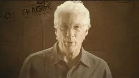 Mensaje de Richard Gere.