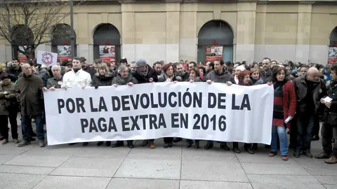 Concentración por la devolución de la paga extra