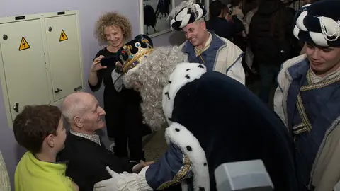 Visita de los Reyes Magos a la Casa de la Misericordia. (6). IÑIGO ALZUGARAY