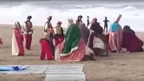 Caída del rey Melchor en San Sebastián.