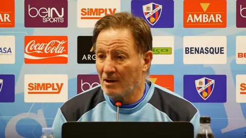 Juan Antonio Anquela en rueda de prensa.