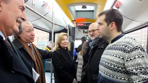 Presentación de las nuevas villavesa de Pamplona (1). S.REDÍN