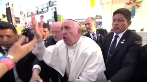 El Papa Francisco se enfada en México.