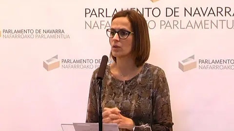 Chivite denuncia el oscurantismo en educación y la falta de documentación sobre el PAI.