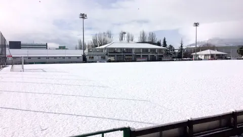 Instalaciones de Tajonar completamente cubiertas por la nieve