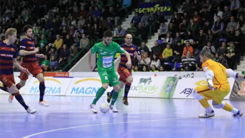 Partido Magna Gurpea - FC Barcelona, Foto Lnfs.es