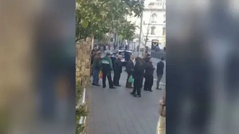 Vídeo del hombre que robó a un Mosso y disparó a otro.