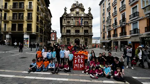 Presentación del cartel ganador que anunciará San Fermín 2016. PABLO LASAOSA (15)
