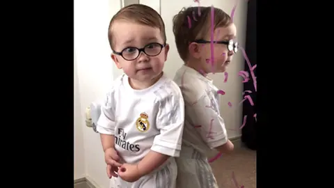 El niño que se vuelve viral por echar la culpa a Batman de su travesura.