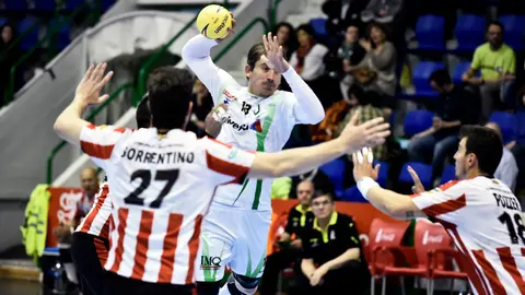 Helvetia Anaitasuna - Puerto Sagunto. (Pablo Lasaosa) (7)